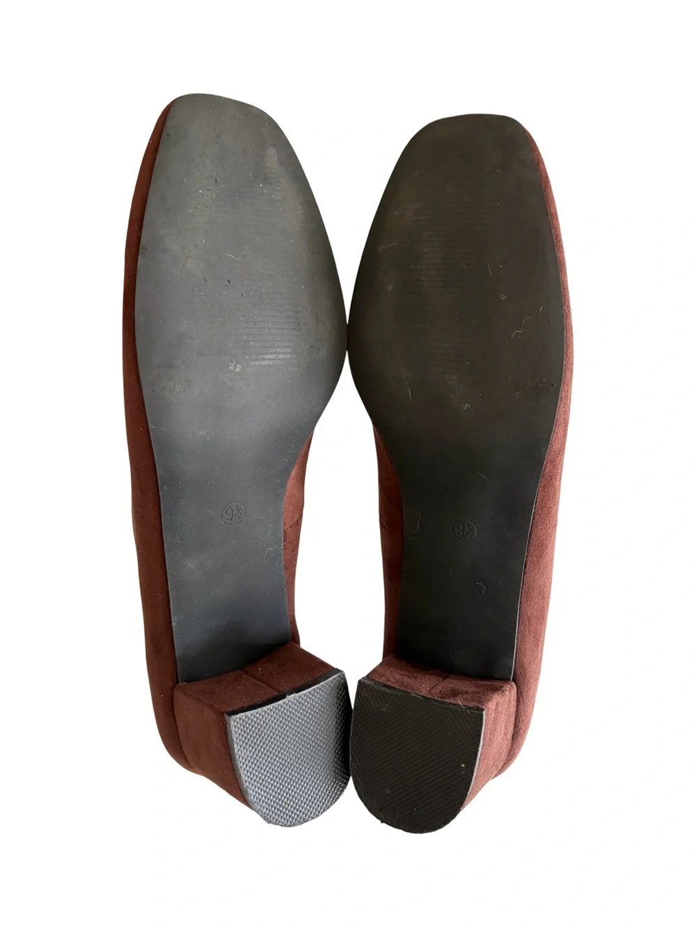 Coutgo Burgundy Faux Suede Chain Accent Block Heel Pumps Women’s Size 9.5